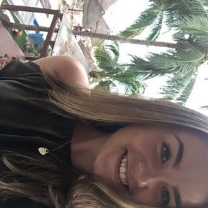 Meet your Posher, Alyson